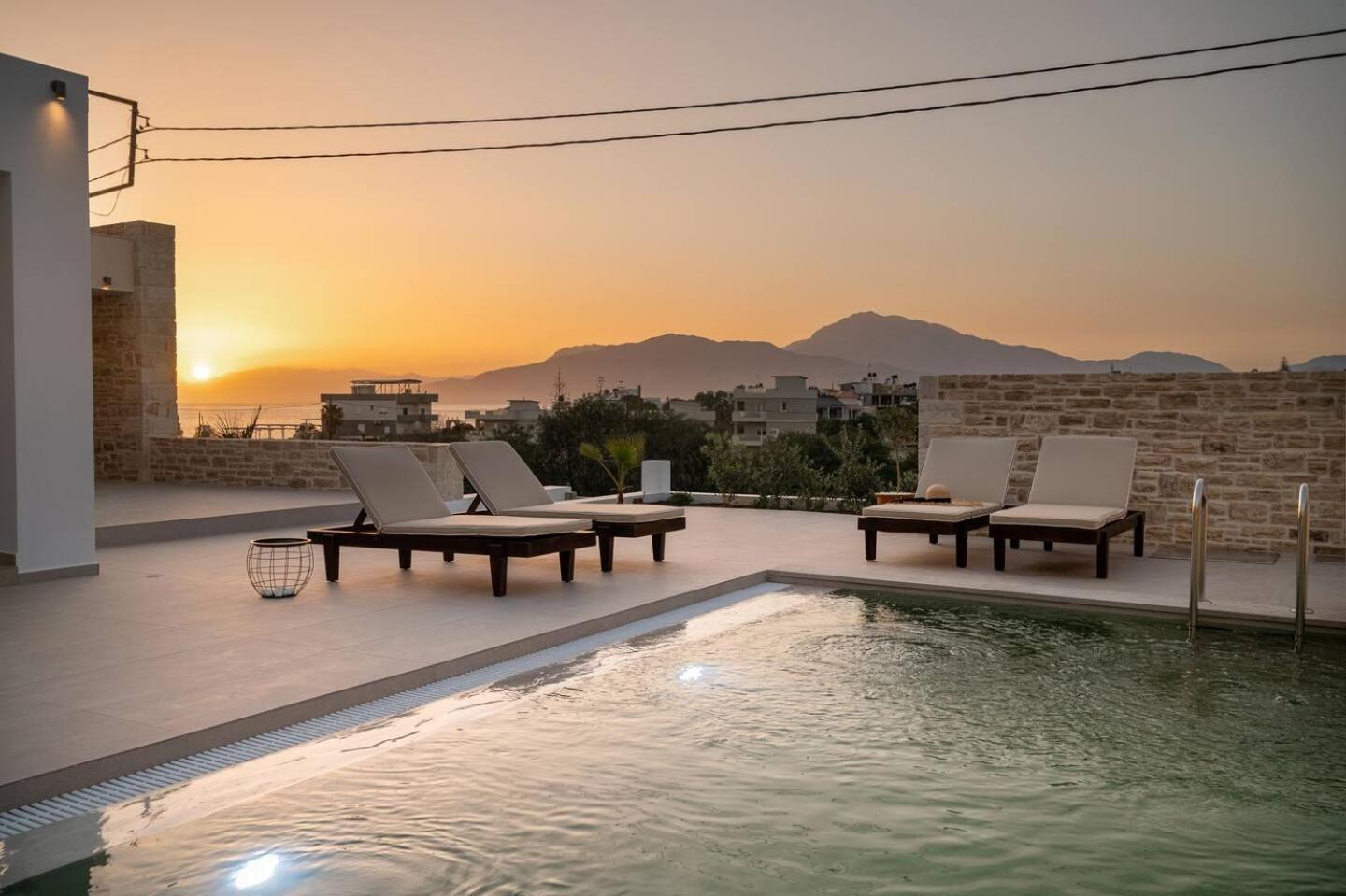 Ammokrinos Luxury Homes,150M From The Beach Kalamaki  Exterior foto